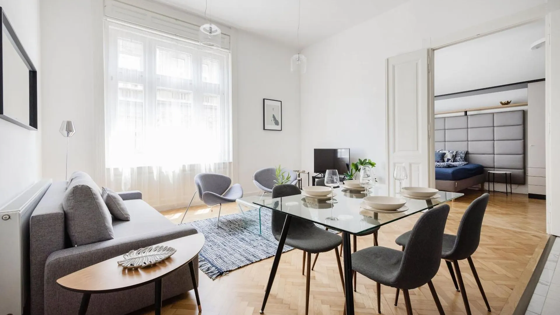 Apartment Chic And Spacious Central Retreat Budapest
